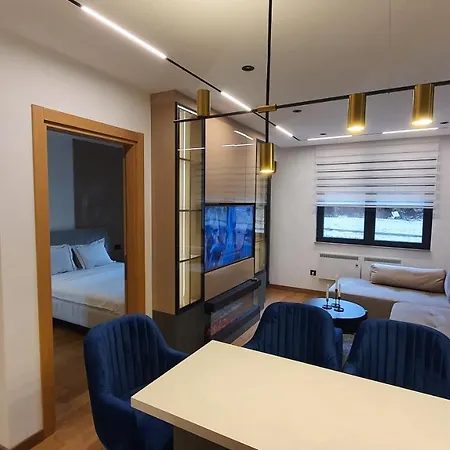 Lazarevic Lux - Pekovic *