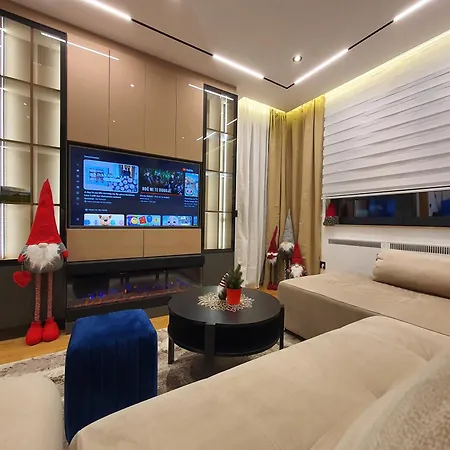 Lazarevic Lux - Pekovic Apartament *