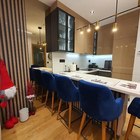 Lazarevic Lux - Pekovic Zlatibor