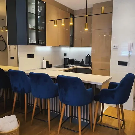 Lazarevic Lux - Pekovic * Zlatibor