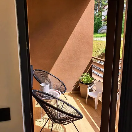 Lazarevic Lux - Pekovic Apartament