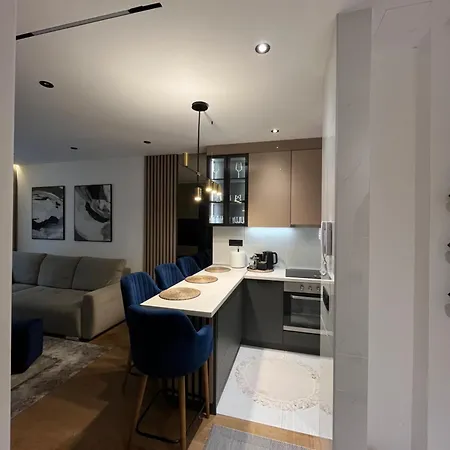 Lazarevic Lux - Pekovic