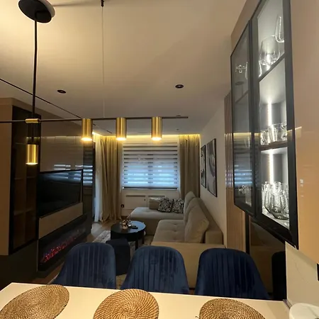 Lazarevic Lux - Pekovic * Zlatibor