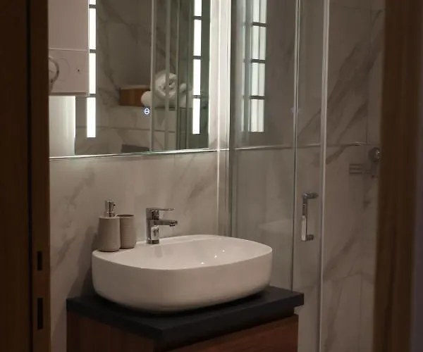 Апартаменты Lazarevic Lux - Pekovic