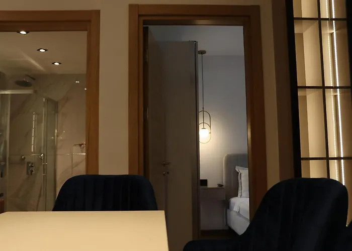 Lazarevic Lux - Pekovic *