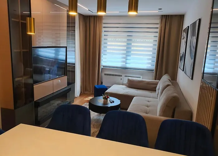 Апартаменты Lazarevic Lux - Pekovic *