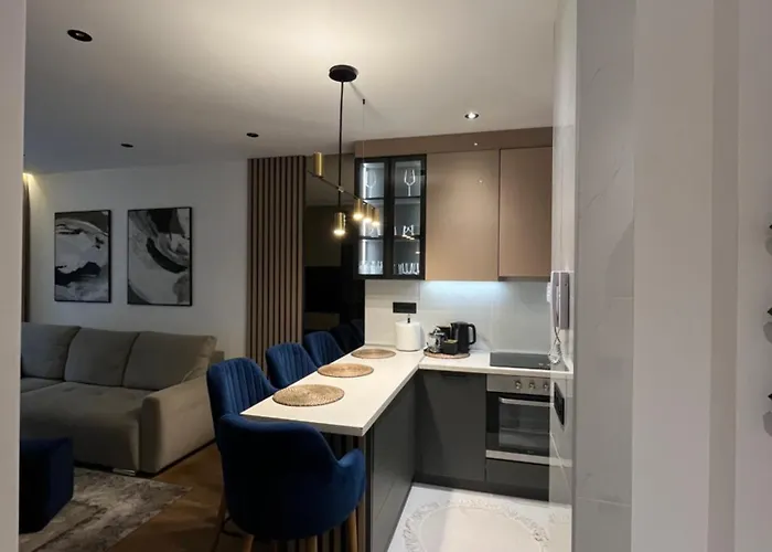 Lazarevic Lux - Pekovic