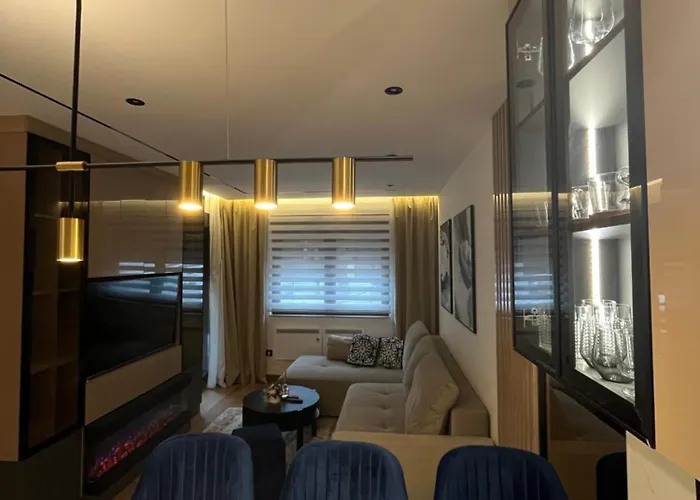 Lazarevic Lux - Pekovic * Златибор