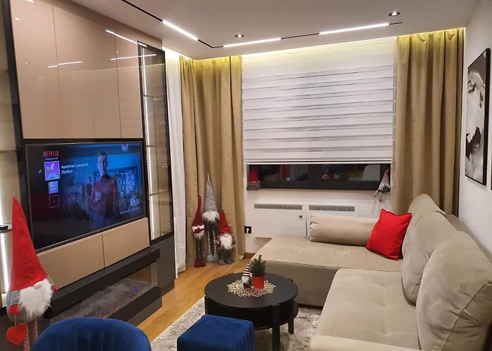 Lazarevic Lux - Pekovic * Златибор